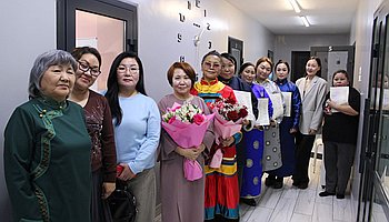 В Кызыле завершились курсы для жен и матерей героев СВО по пошиву национального тон